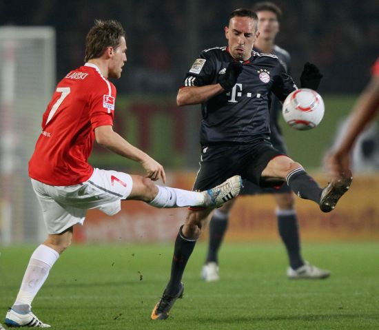 公众舆论的 公众舆论的